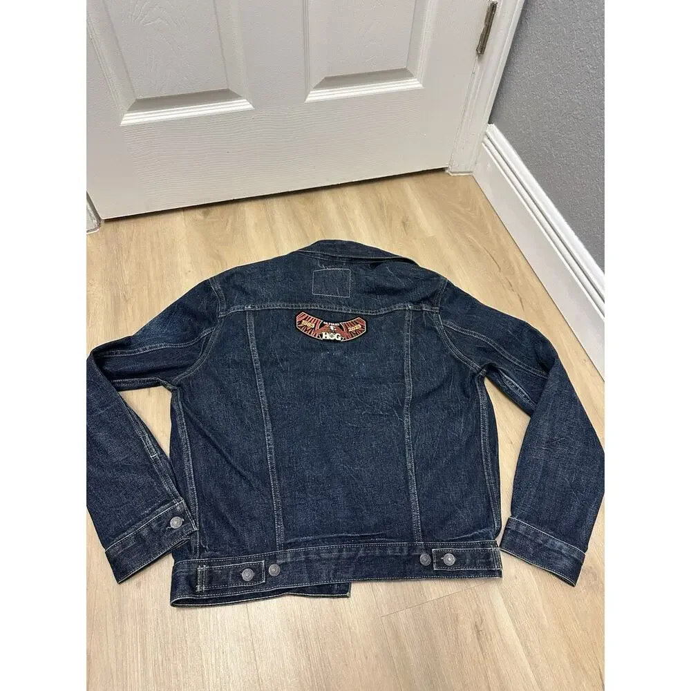 Levi's Denim Trucker Jacket Mens M Dark Wash Cotton Button Up Premium 40 Years